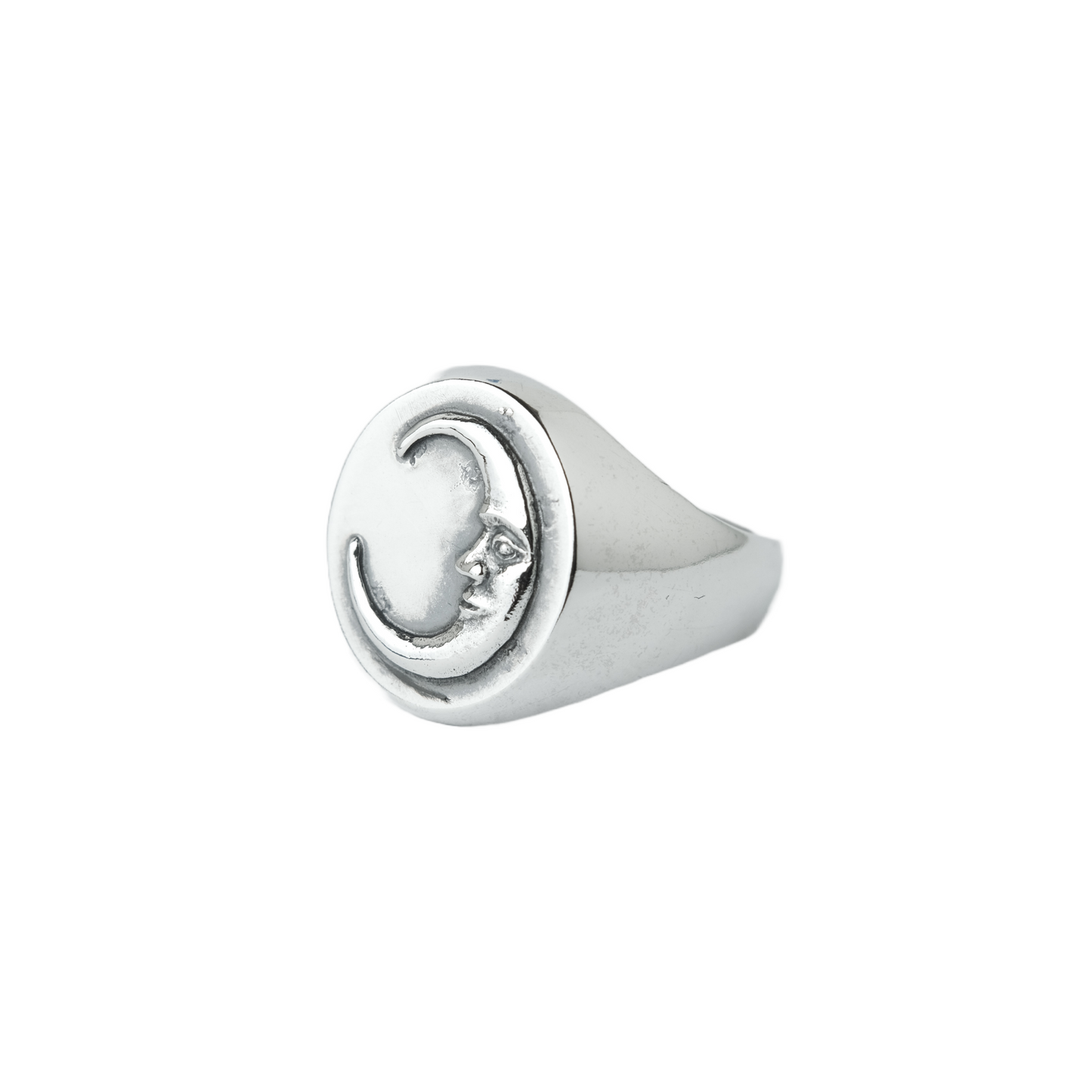 Crescent moon face oval signet ring