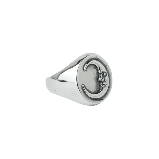 Crescent moon face oval signet ring