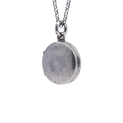 Simple round locket