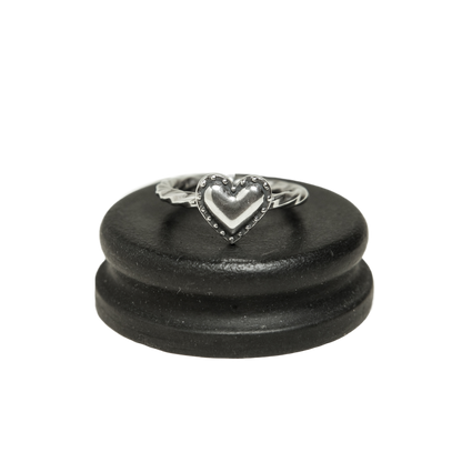 Riveted heart ring