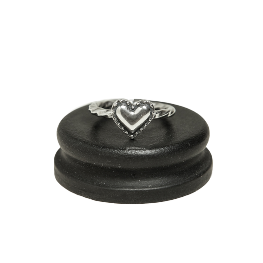 Riveted heart ring