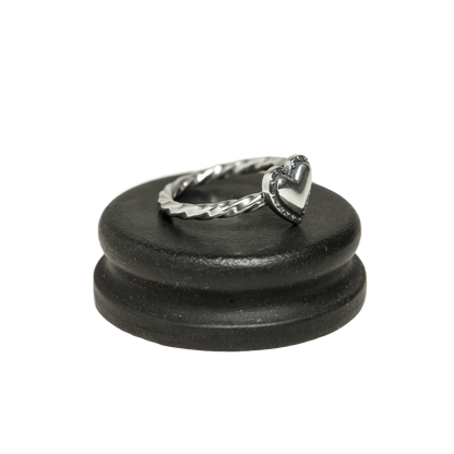 Riveted heart ring