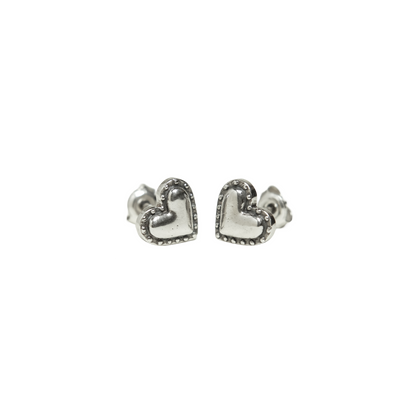 Riveted heart studs